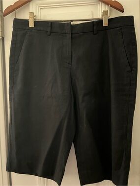 Theory tailored linen shorts size 8